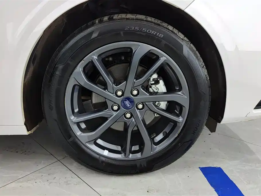 Ford Mondeo 2025 1.5T EcoBoost Luxury