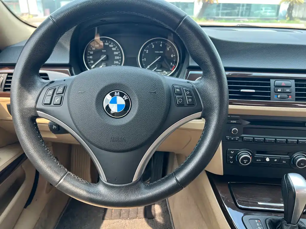 BMW 3 Series — миниатюра 14