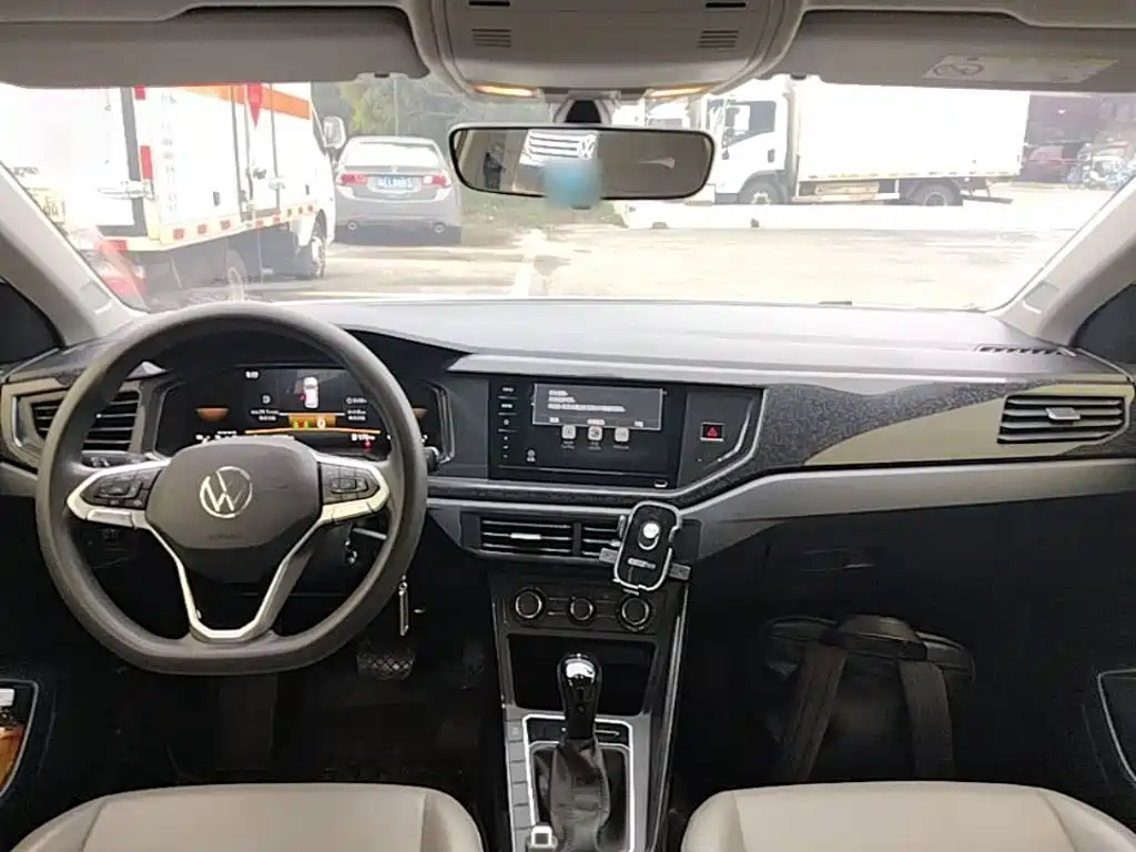 Volkswagen Lavida — миниатюра 10