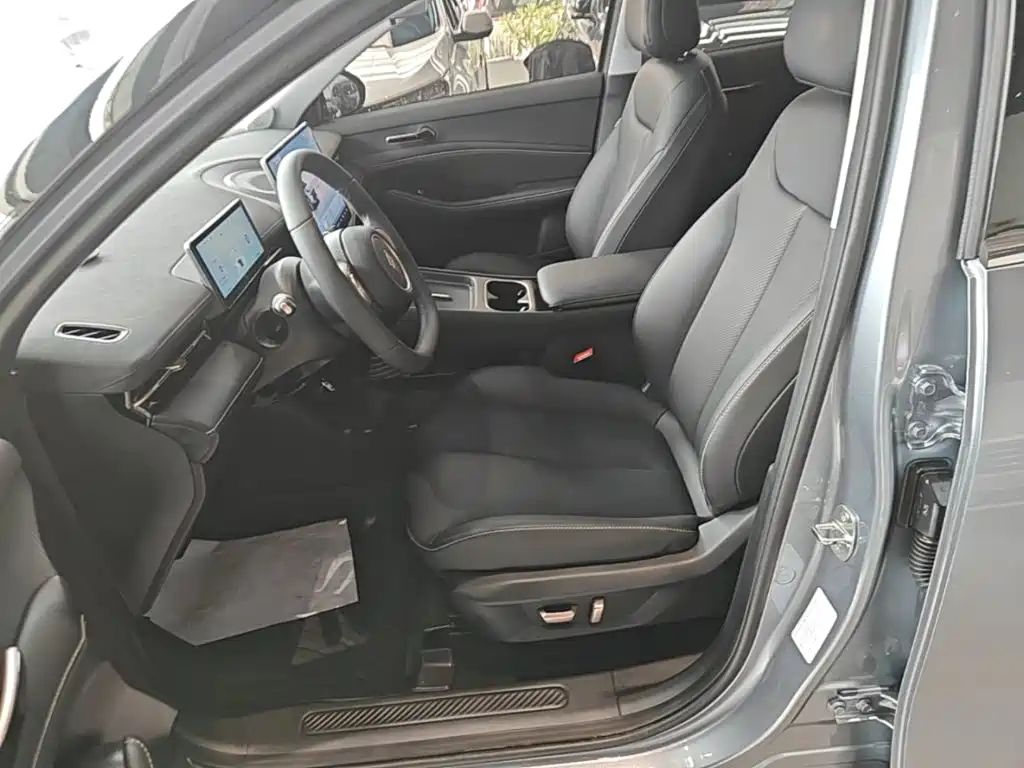 Baojun Yunhai — миниатюра 15