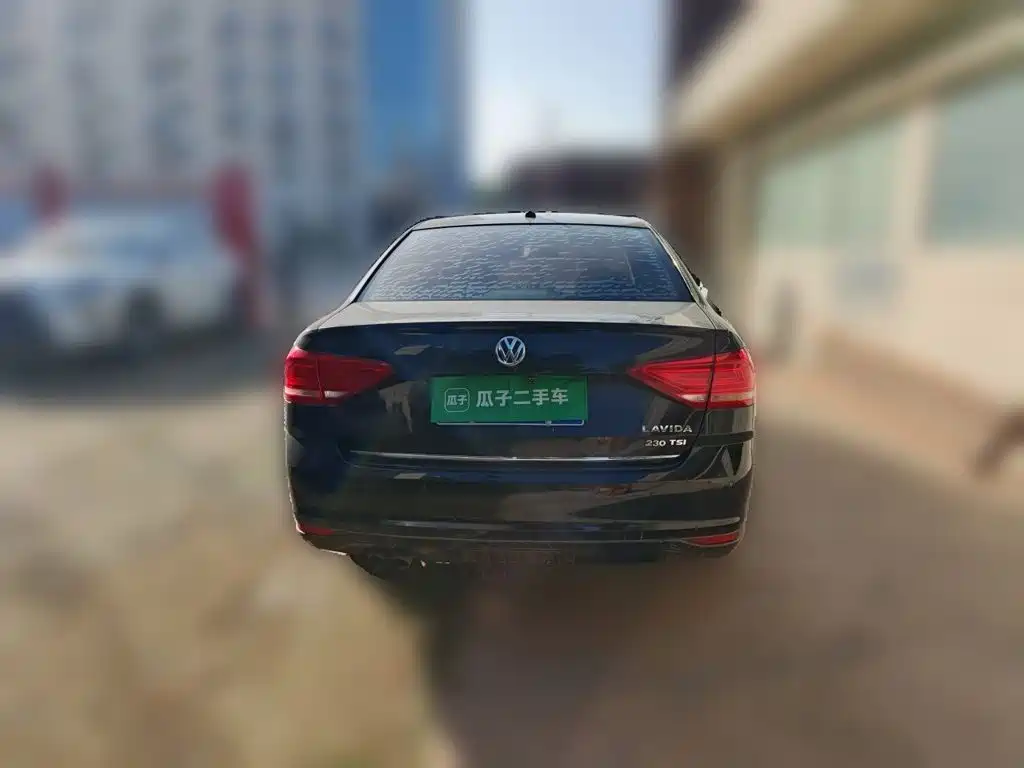 Volkswagen Lavida — миниатюра 5