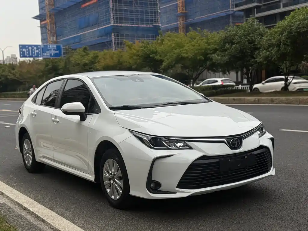 Toyota Corolla — миниатюра 3