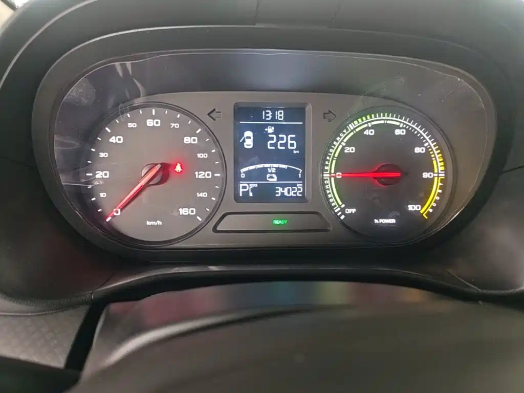 Roewe Clever — миниатюра 12
