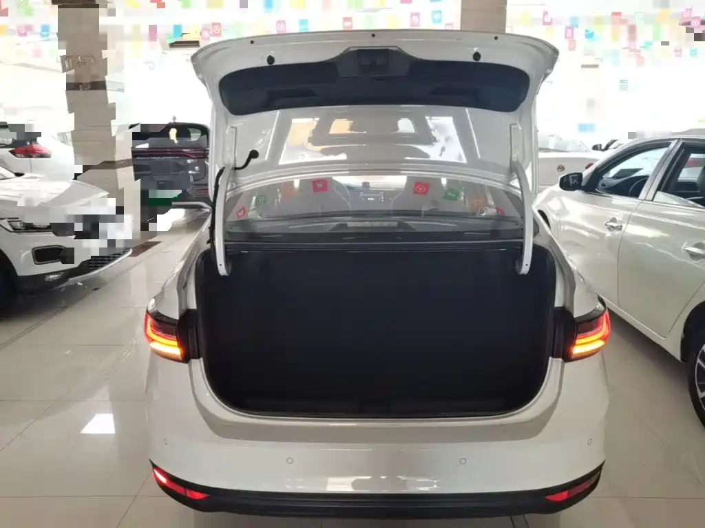 Volkswagen Lavida — миниатюра 19