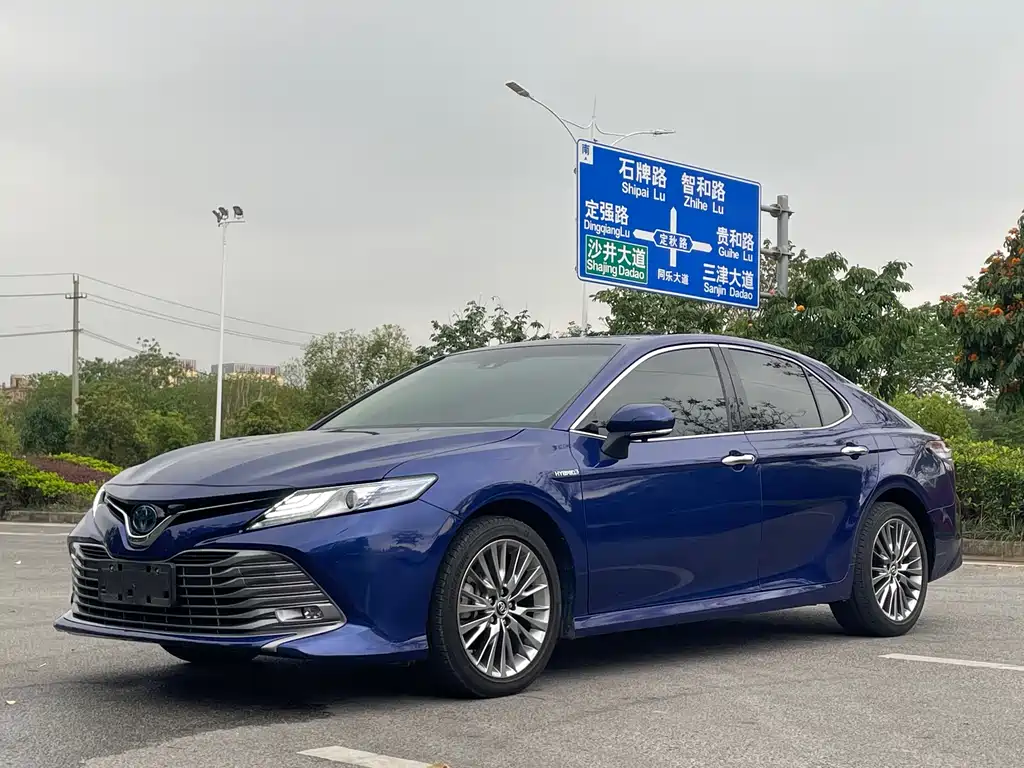 Toyota Camry 2018