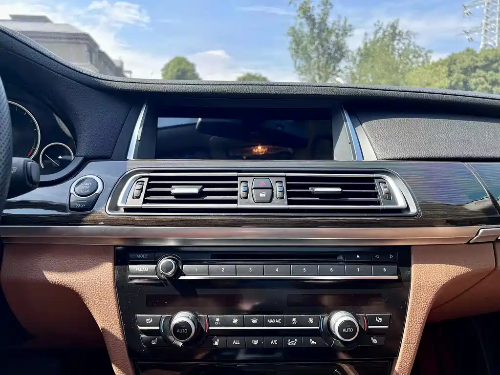 BMW 7 Series — фотографии объявления, Фото 13