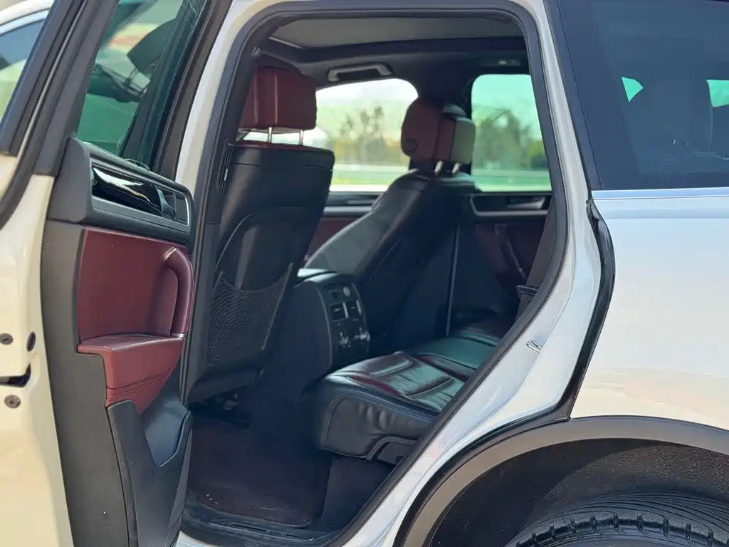 Volkswagen Touareg 2013 3.0TSI