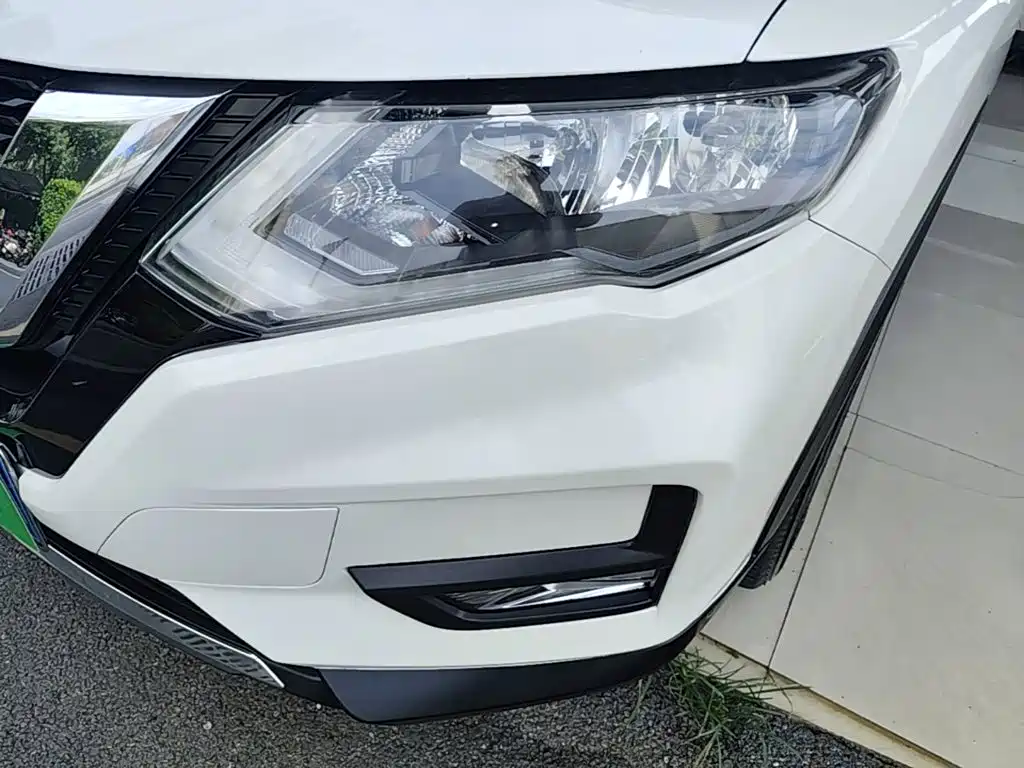 Nissan X-Trail — миниатюра 24