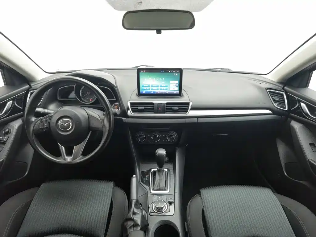 Mazda Mazda3 3 2016 1.5L AT Comfort
