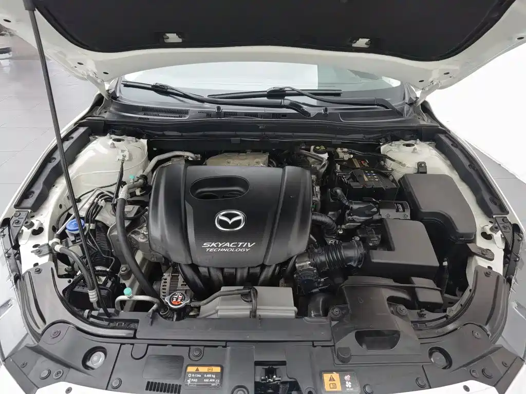 Mazda Mazda3 3 2016 1.5L AT Comfort