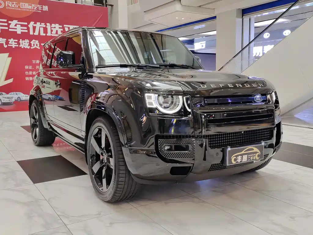 Land Rover Defender — миниатюра 3