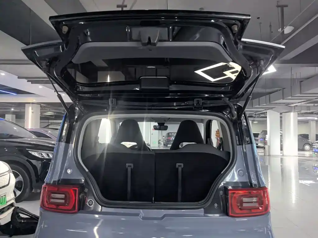 Wuling MINIEV — миниатюра 19