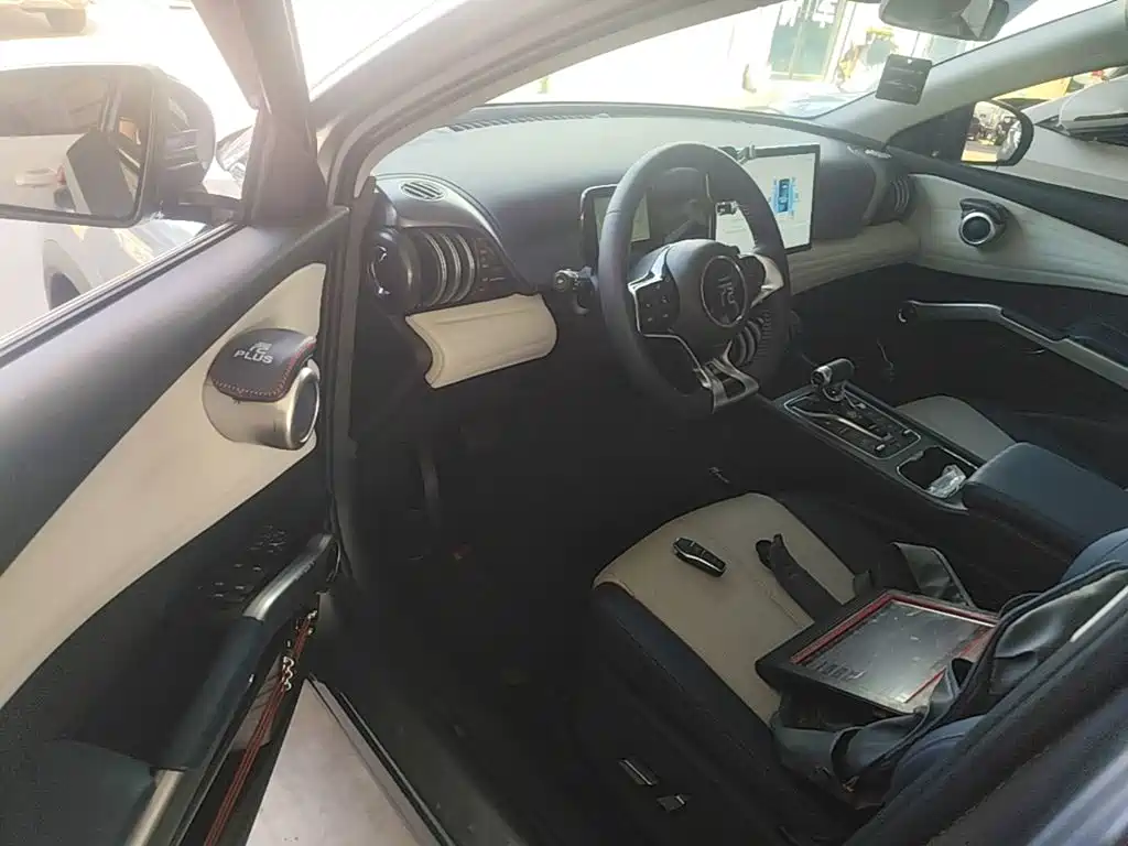 BYD Yuan Plus — миниатюра 16