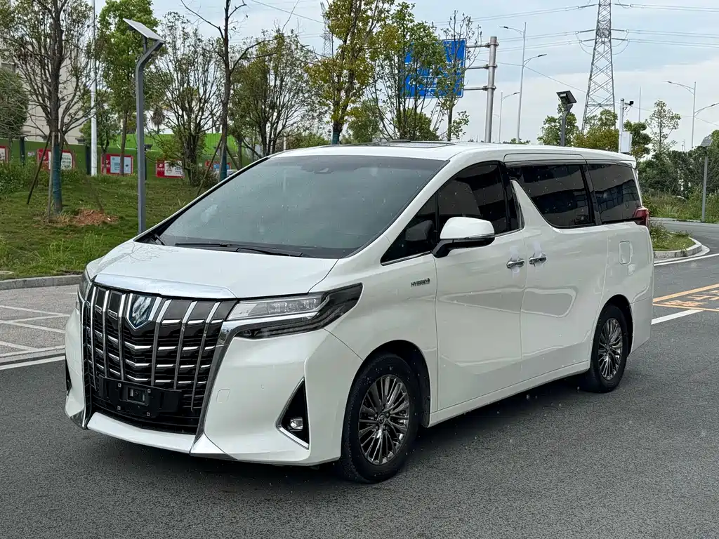 Toyota Alphard 2022