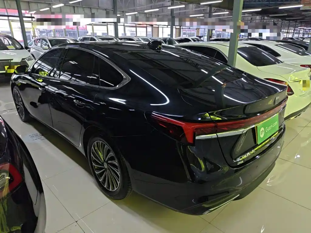 Buick LaCrosse — миниатюра 5