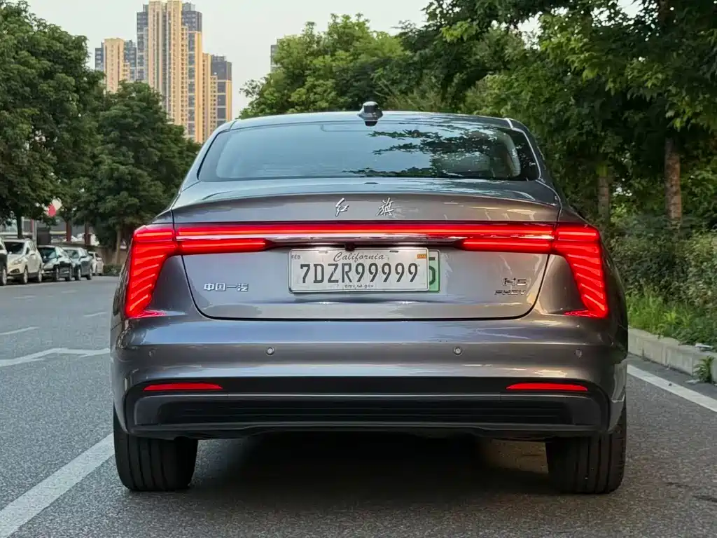 Hongqi H5 PHEV 2025 170