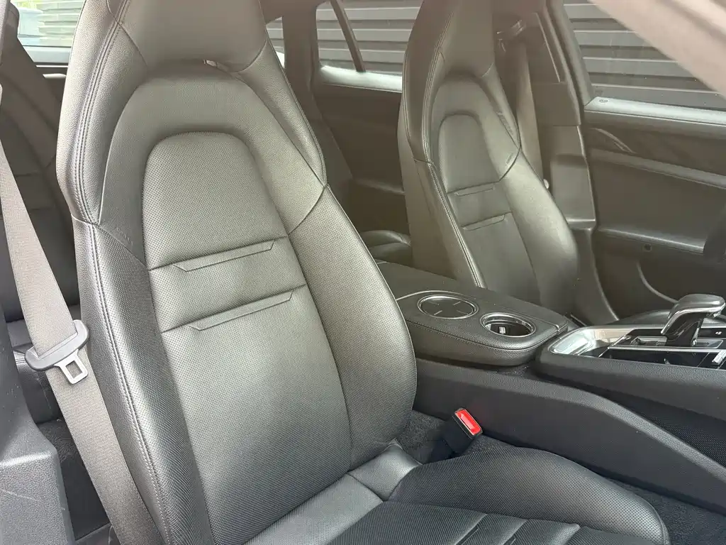Porsche Panamera — миниатюра 15