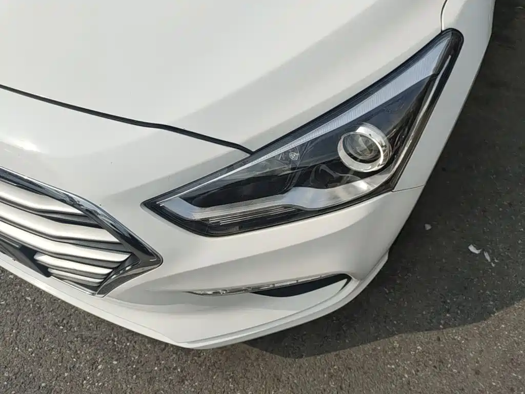 Hyundai Mistra — миниатюра 24