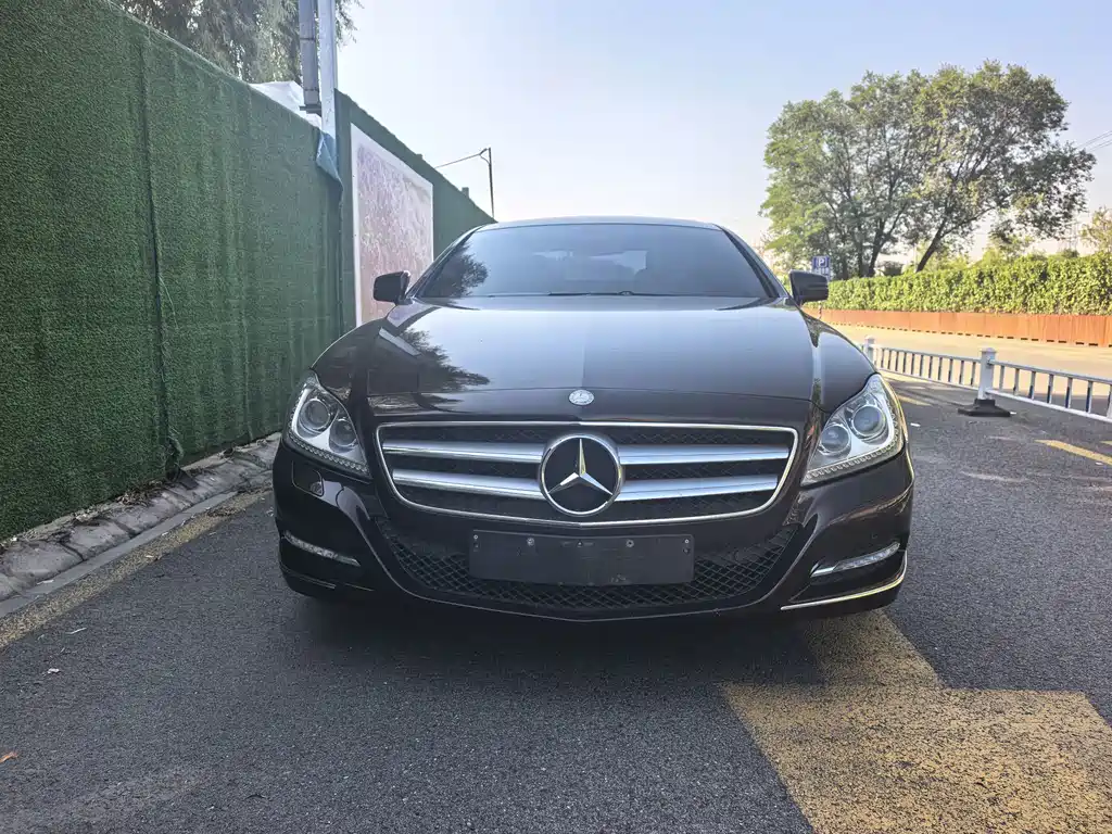 Mercedes-Benz CLS — миниатюра 2