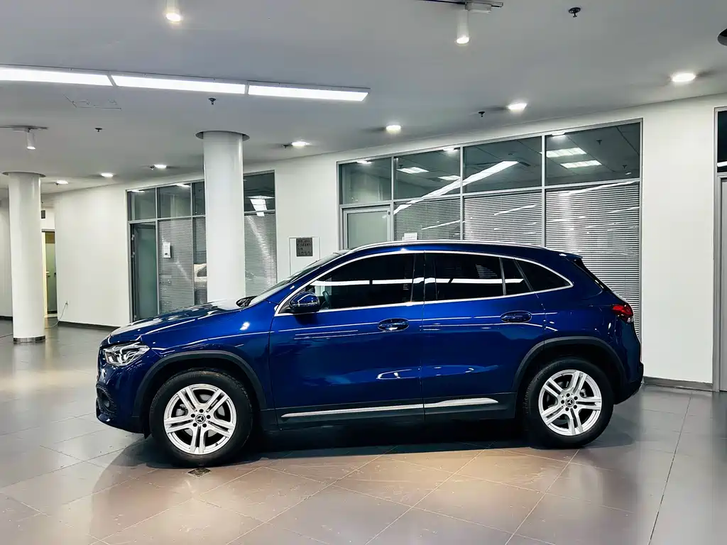 Mercedes-Benz GLA 2023 GLA 200
