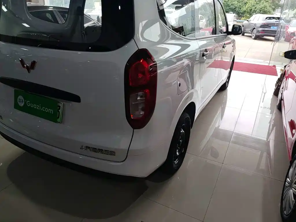 Wuling Hongguang EV — миниатюра 8