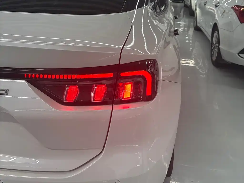 Ford Mondeo 2022 EcoBoost 245