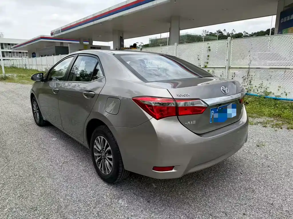 Toyota Corolla — миниатюра 6