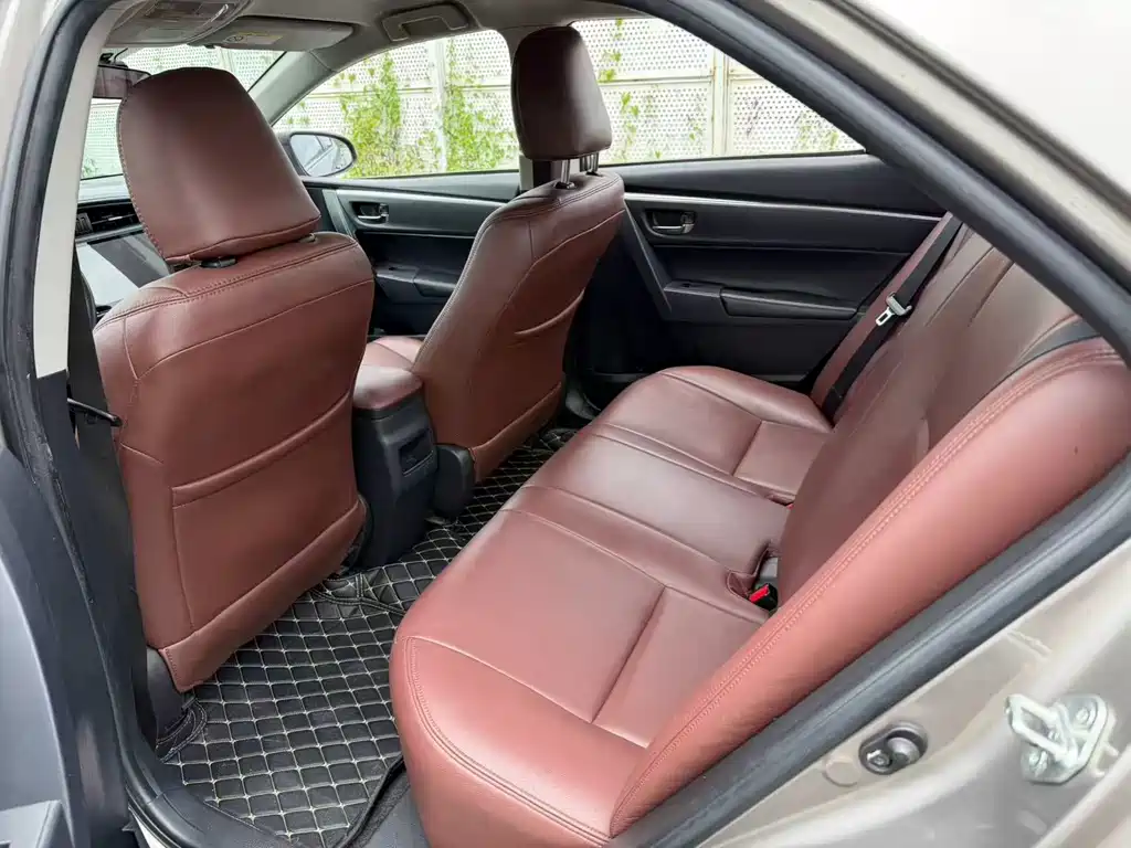 Toyota Corolla — миниатюра 8