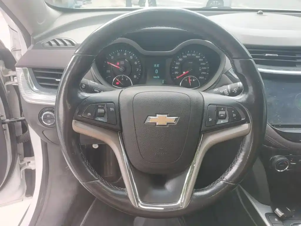 Chevrolet Malibu — миниатюра 11
