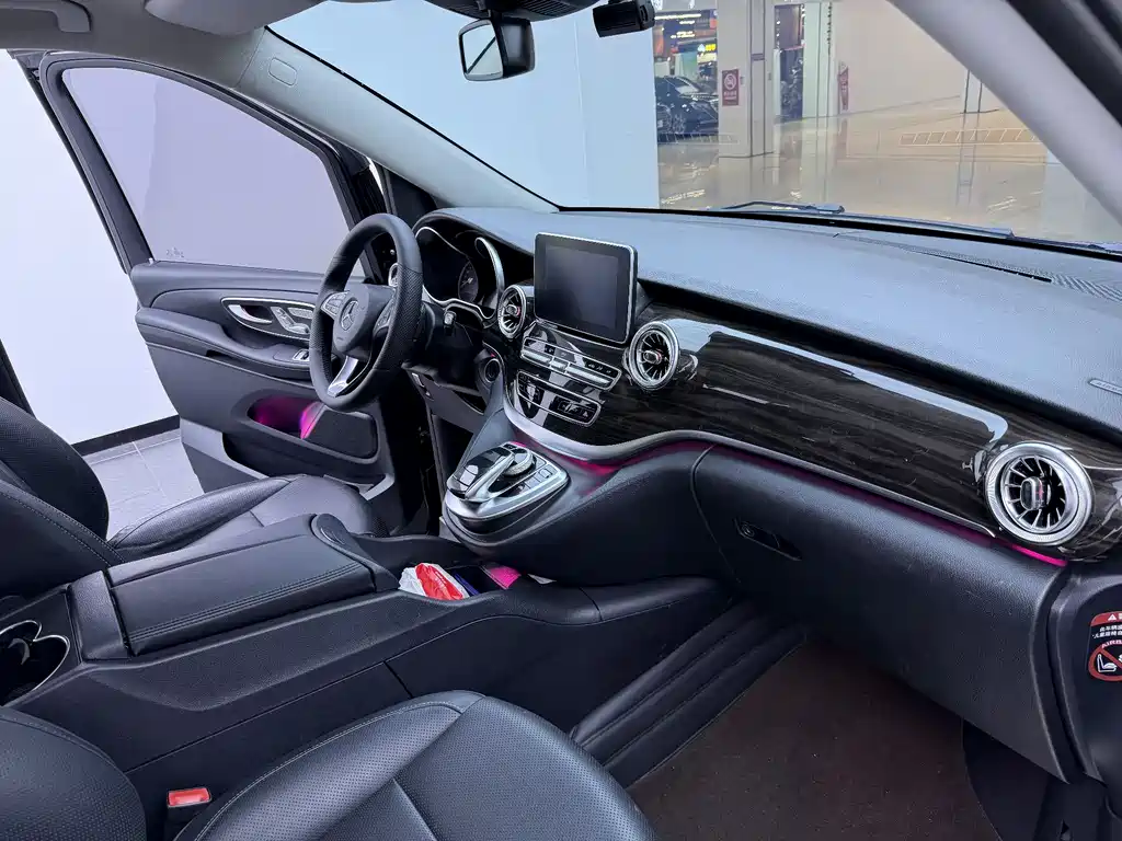 Mercedes-Benz V-Class V 2018 V 260 V