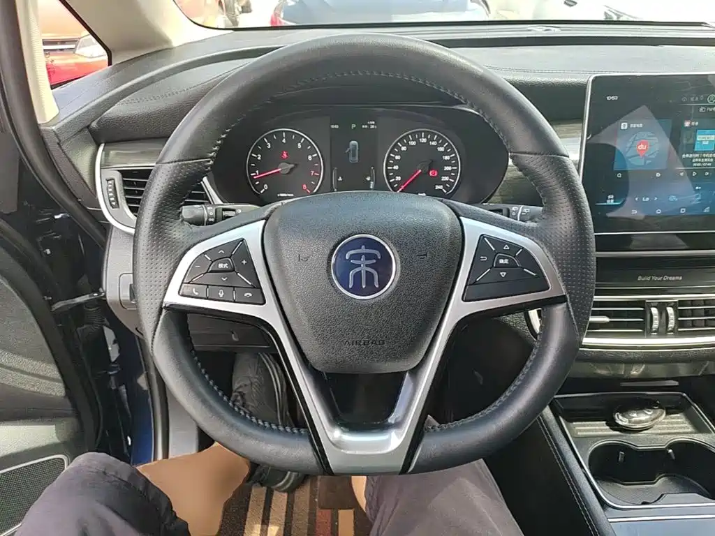 BYD MAX — миниатюра 11