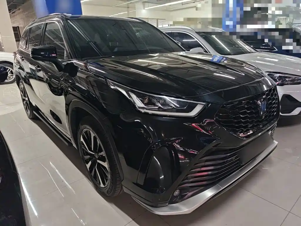 Toyota Crown Kluger — миниатюра 4