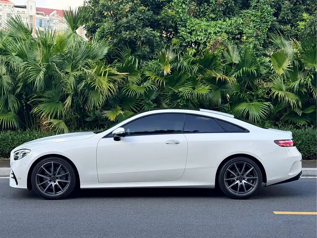 Mercedes-Benz E-Class E 2023 E 260
