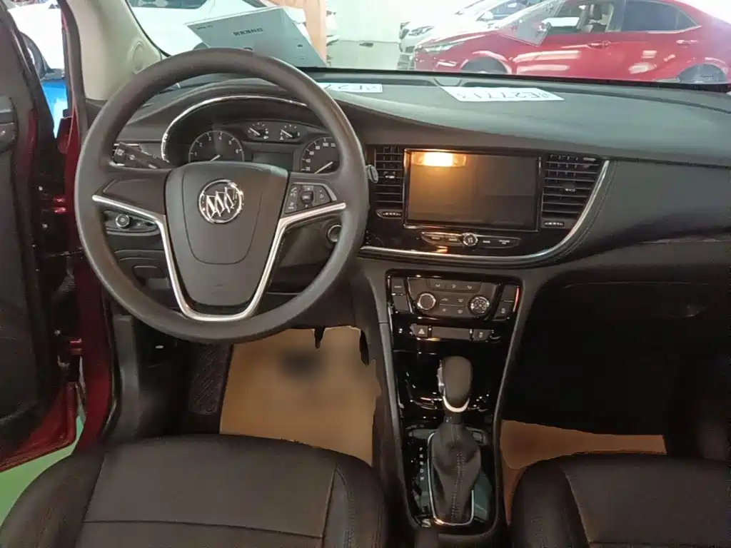 Buick Encore — миниатюра 10