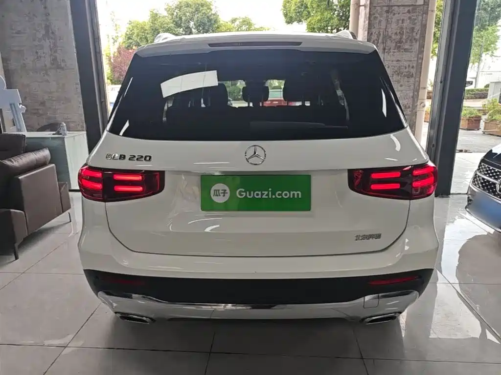 Mercedes-Benz GLB 2024 GLB 220