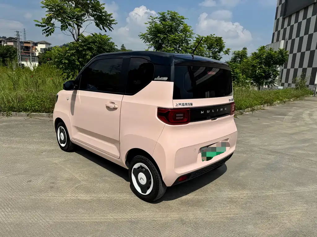 Wuling MINIEV — миниатюра 6