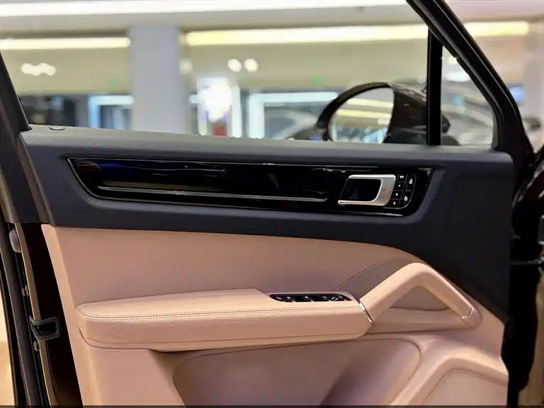 PORSCHE CAYENNE NEW ENERGY