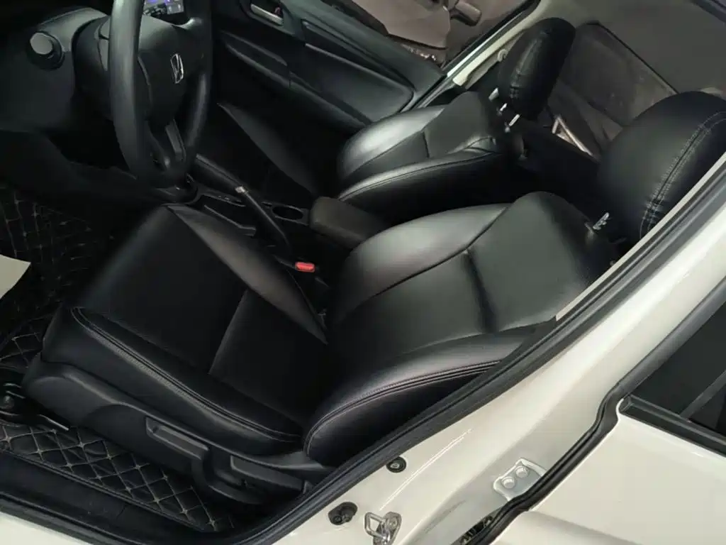 Honda Fit — миниатюра 15