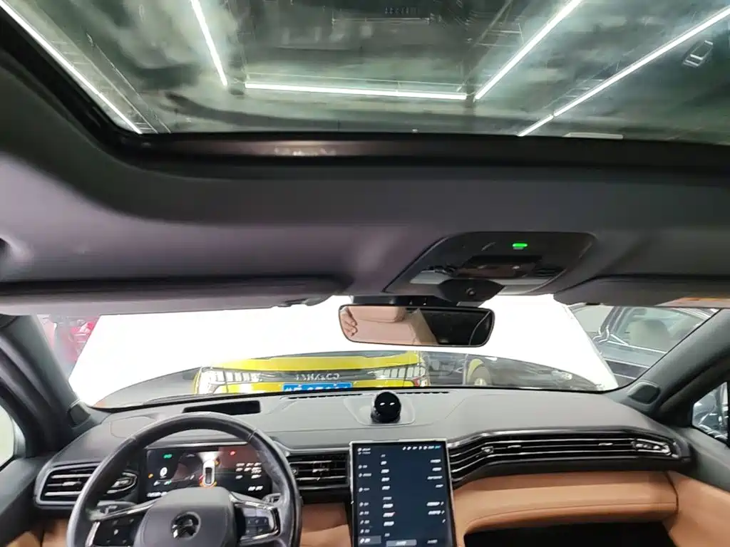 NIO ES6 — миниатюра 18