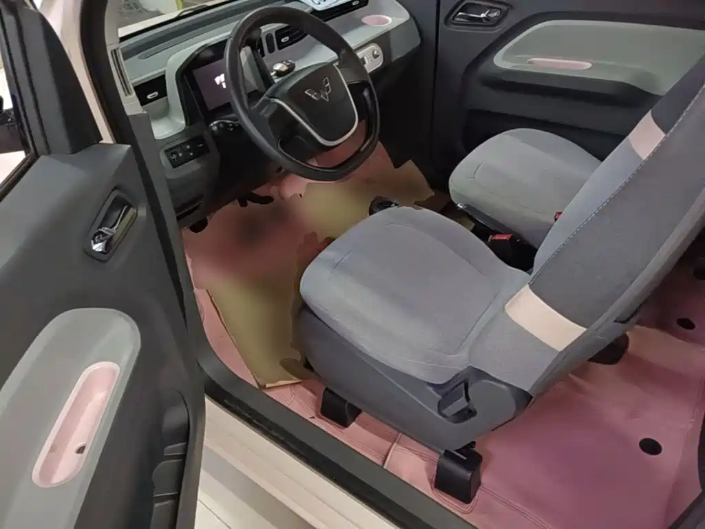 Wuling MINIEV — миниатюра 16