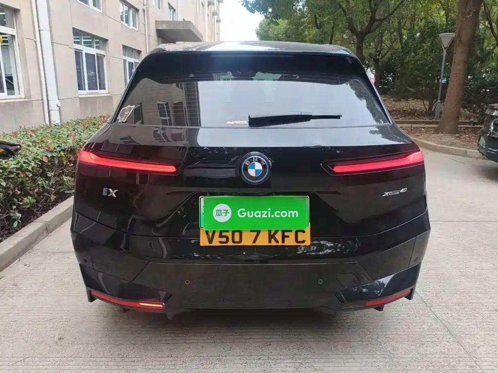 BMW iX — миниатюра 6
