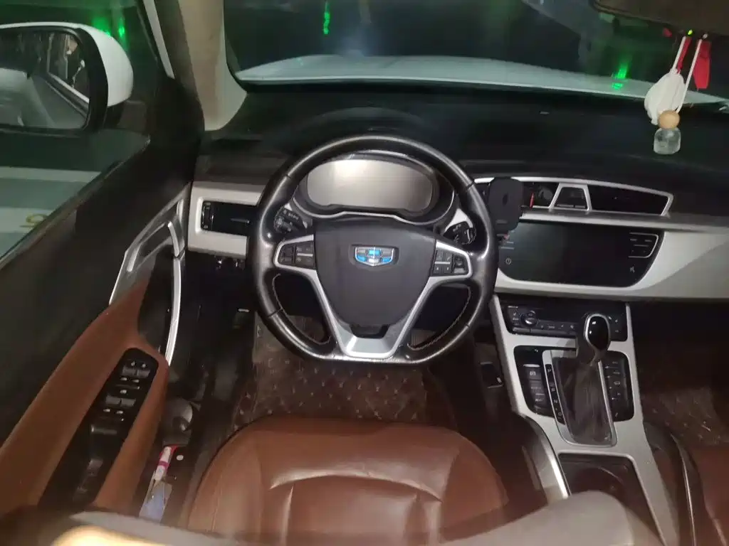 Geely Boyue — миниатюра 11