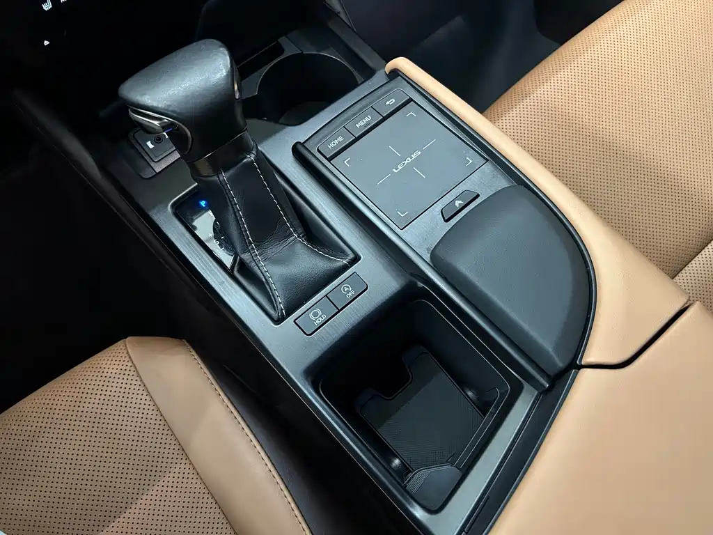 Lexus ES — миниатюра 18