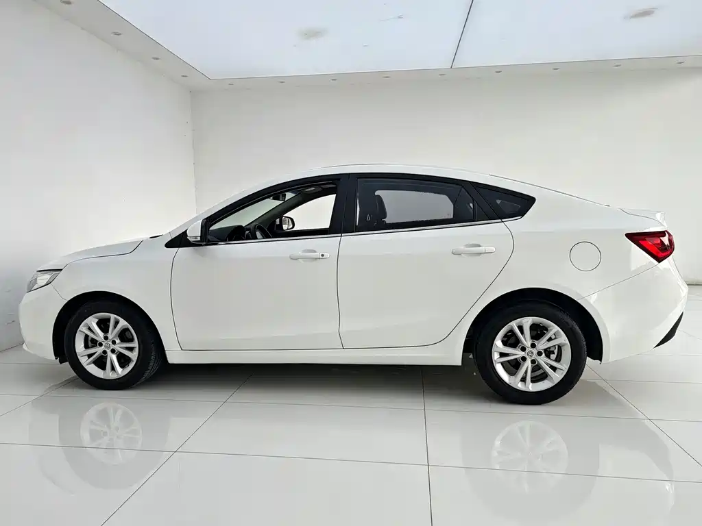 MG MG GT — миниатюра 20