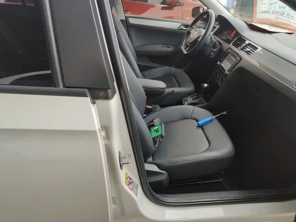 Volkswagen Santana — миниатюра 25
