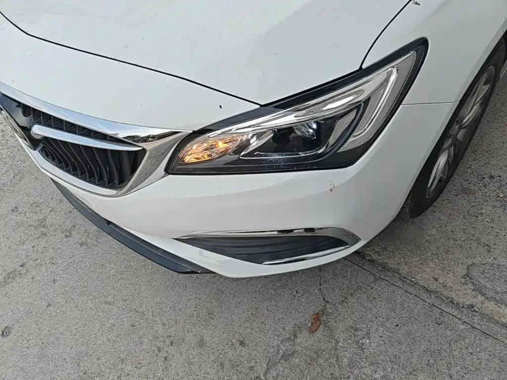 Buick Verano — миниатюра 24