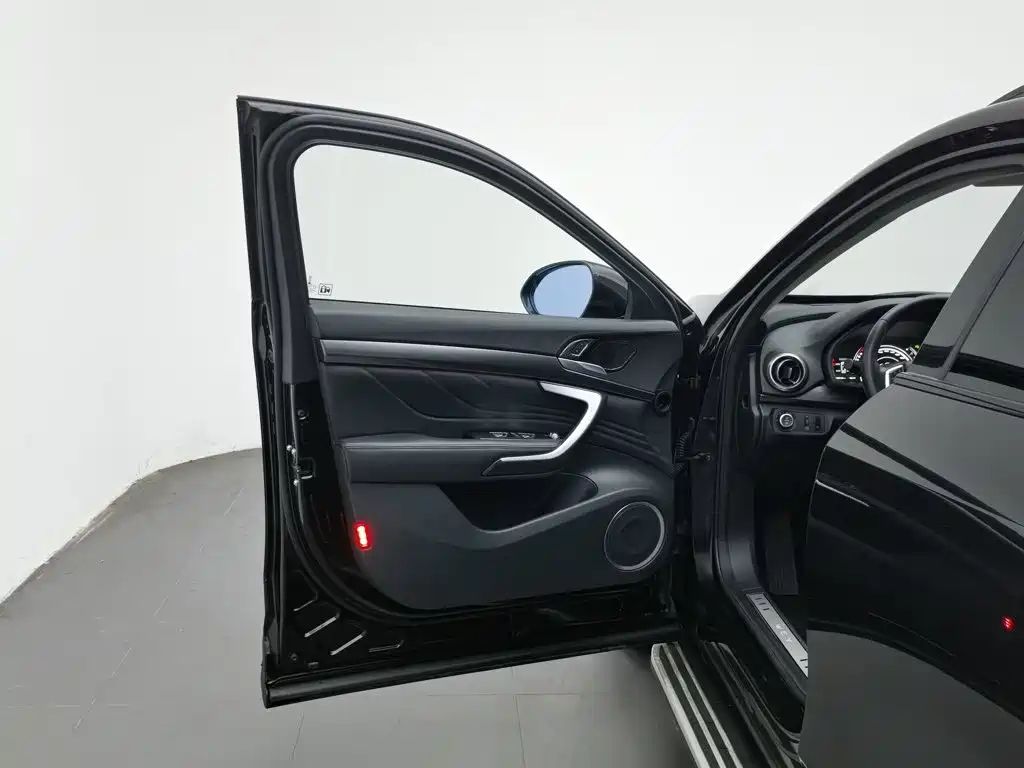 Wey Wey VV7 — миниатюра 8