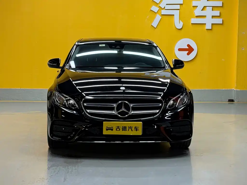 Mercedes-Benz E-Class — миниатюра 2