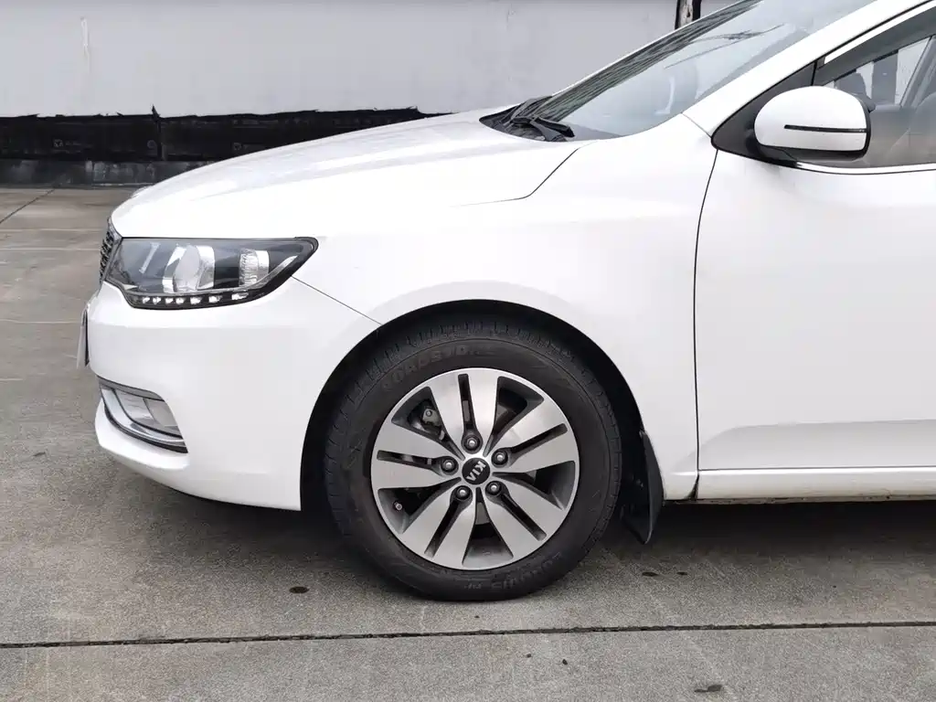 Kia Forte — миниатюра 3