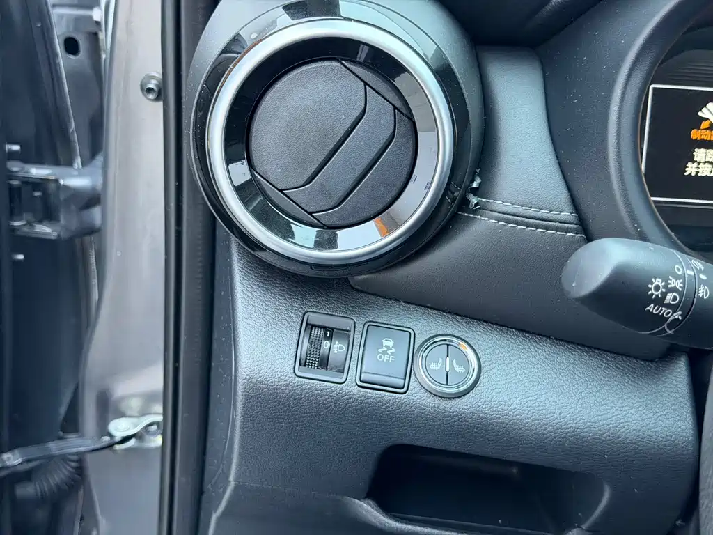 Nissan Kicks — миниатюра 6
